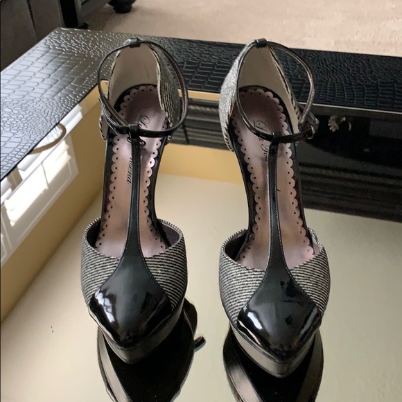 Never worn Lulu Townsend platform heels. - Picture 2 of 3